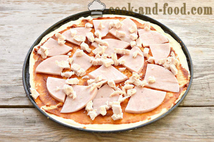 Omatehtud pizza koos vorsti hapnemata taina - kuidas küpsetada pizza lehttaigna, kus samm-sammult retsept fotod