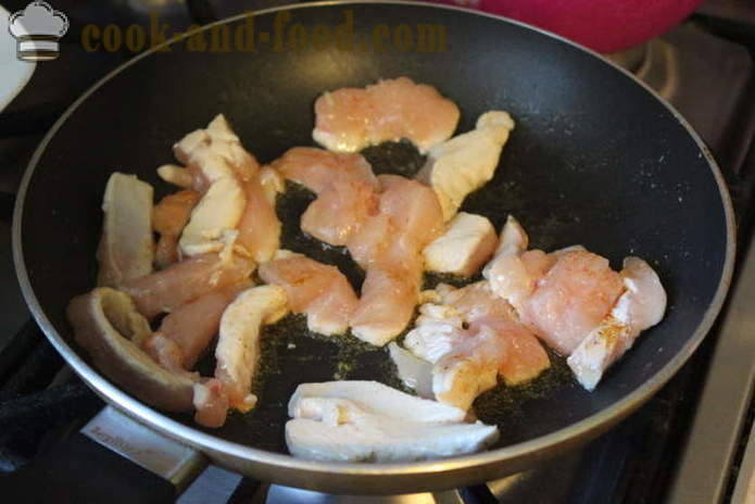 Delicious böfstrooganoviks kanarinda, hapukoorega ja sinepi - kuidas teha böfstrooganoviks kana jahu, samm-sammult retsept fotod