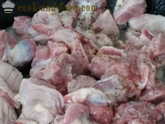 Hautatud kana puguga pannil - kuidas kokk maitsev kana puguga, samm-sammult retsept fotod