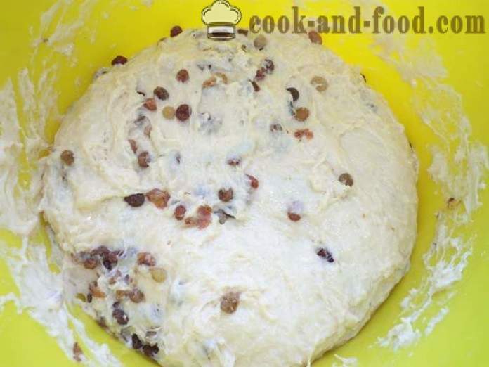 Itaalia panettone kook - kuidas kokk kodus muffineid rosinate, poshagovіy retsepti foto