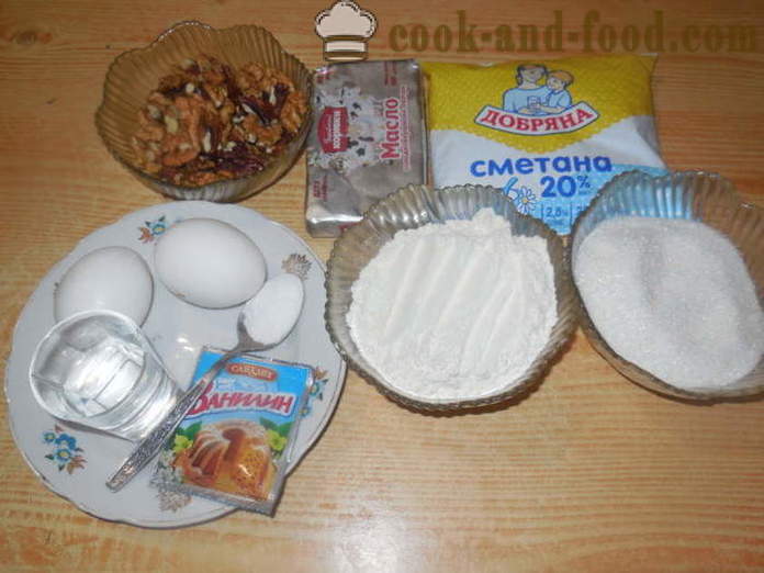 Simple koogid hapukoore pähklitega - kuidas küpsetada koogid hapukoore ja sooda ahjus koos samm-sammult retsept fotod