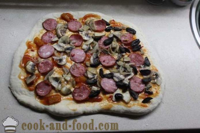 Stromboli - pizza rulli hapendatud tainast, kuidas teha pizza rulli, samm-sammult retsept fotod