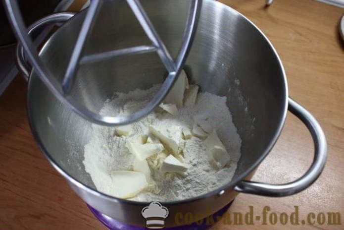 Kõige maitsev kuklid piima ilma pärmi - kuidas küpsetada muffineid ahju koos liha, samm-sammult retsept fotod