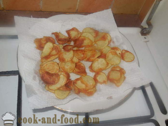 Chips kartulitest pannil - kuidas teha kartulikrõpsud maja, samm-sammult retsept fotod