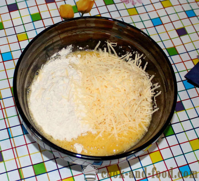 Lihtne juustukook taigna kala, karbonaadid, kana, lillkapsas või suvikõrvits - kuidas teha juustu taigna koos samm-sammult retsept fotod
