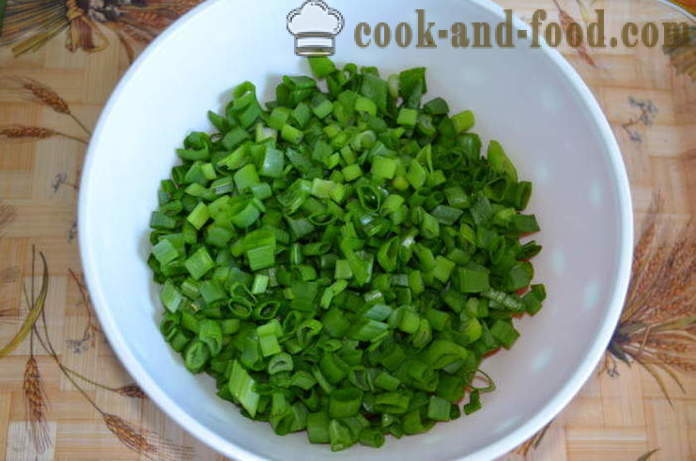 Kiirpahtel kook jogurt spinat, muna ja roheline sibul - kuidas valmistada tarretiseks kook keefir, samm-sammult retsept fotod