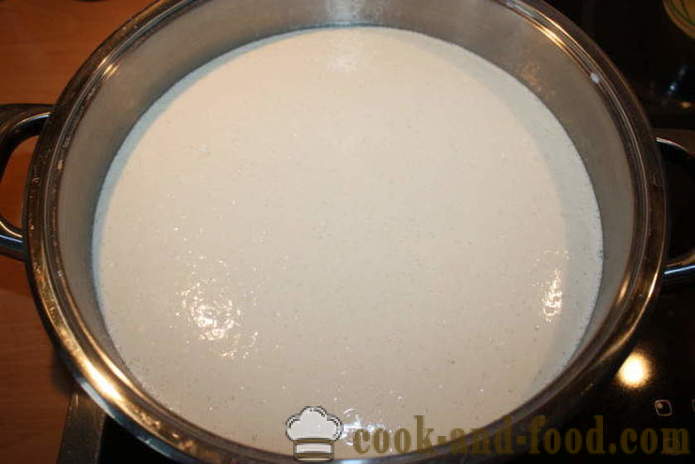 Lihavõtted kook mandlid ja rosinad, piim - kuidas küpsetada kooki ahjus koos samm-sammult retsept fotod