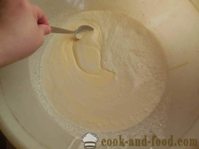 Lazy kook vedelik ilma tainasõtkumise - kuidas küpsetada kooki taigna, samm-sammult retsept fotod