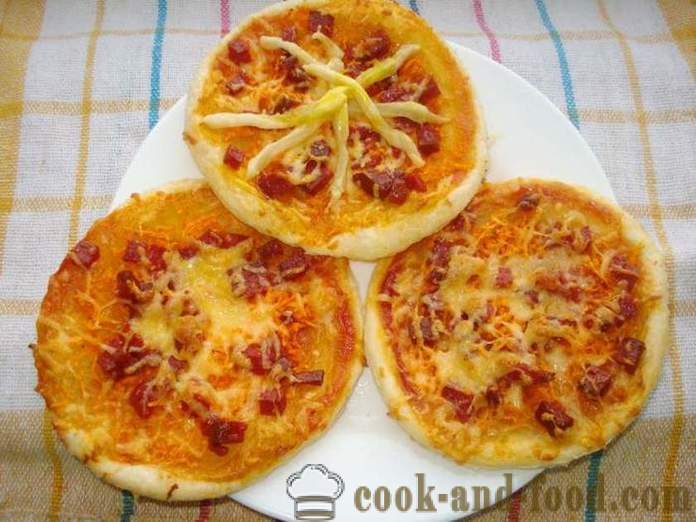 Mini pizza lehttaignas vorsti ja juustu - kuidas teha mini-pizza lehttaigna, kus samm-sammult retsept fotod