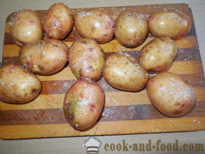 Küpsetatud kartulid jakid ahjus - maitsev küpsetatud kartulid ahjus koos samm-sammult retsept fotod