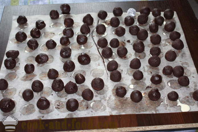 Omatehtud šokolaadi trühvlid - kuidas teha trühvlid kommid kodus, samm-sammult retsept fotod
