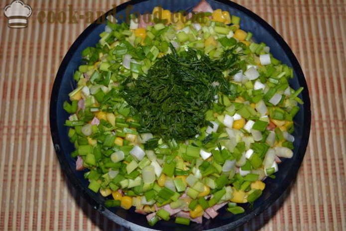 Salat Hiina kapsas suitsuvorst, paprika ja konserveeritud mais - kuidas valmistada salat hiina kapsast maisi ja vorsti, samm-sammult retsept fotod