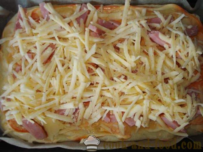 Omatehtud pizza koos vorsti ja juustu ahjus - kuidas teha pizza kodus, samm-sammult retsept fotod