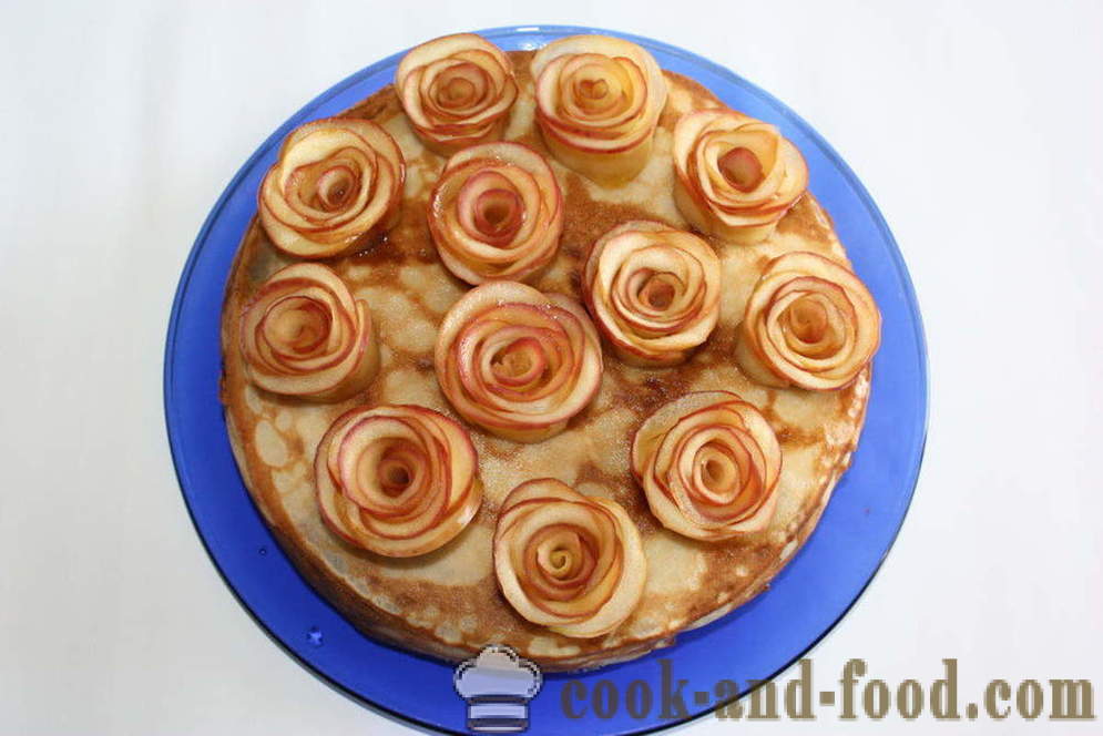 Pannkook kook toorjuustu ja õun roosid - kuidas teha pannkook kook kohupiim, samm-sammult retsept fotod