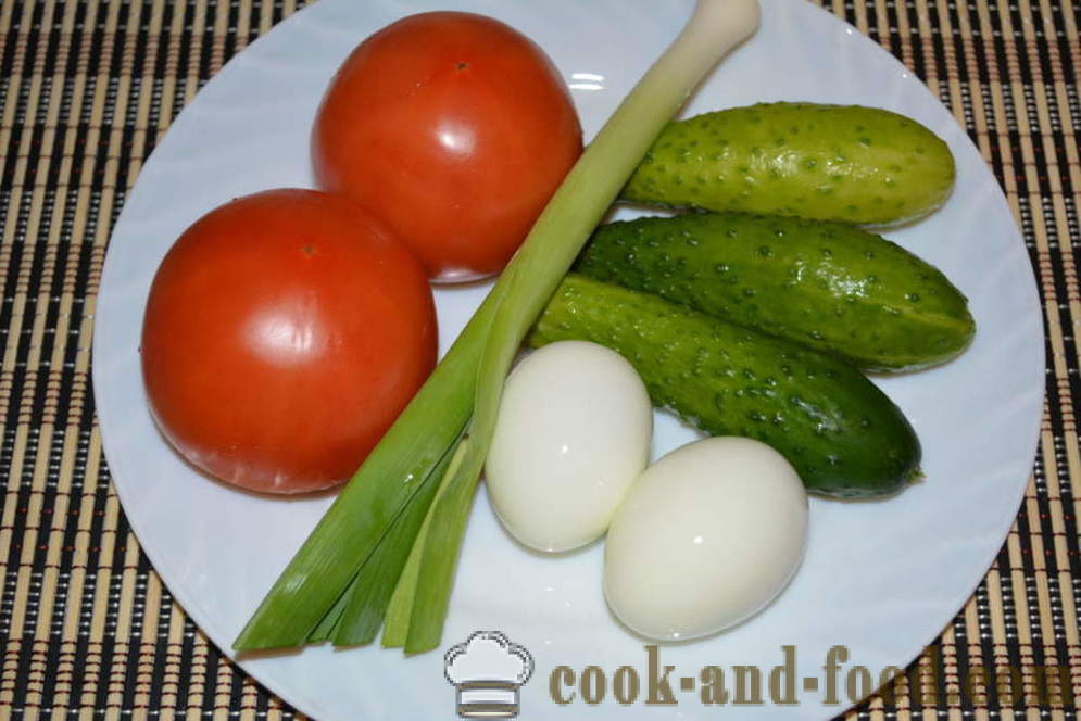 Lihtne salat värske kurk ja tomat muna ja porru - kuidas kokk salat majoneesi, samm-sammult retsept fotod