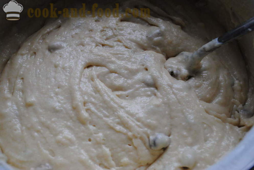 Omatehtud kook rosinate ahjus - kuidas teha muffinid rosinaid keefir, samm-sammult retsept fotod