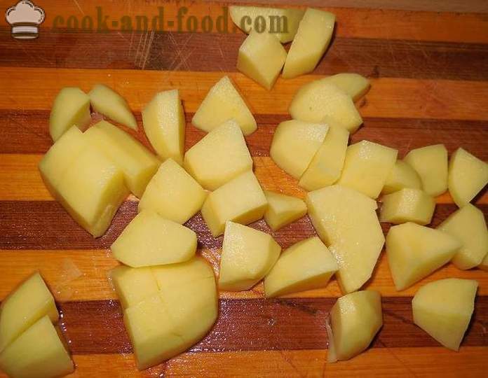 Taimsed hautis suvikõrvits, kapsas ja kartul multivarka - kuidas kokk juurviljahautis - retsept samm-sammult, fotod