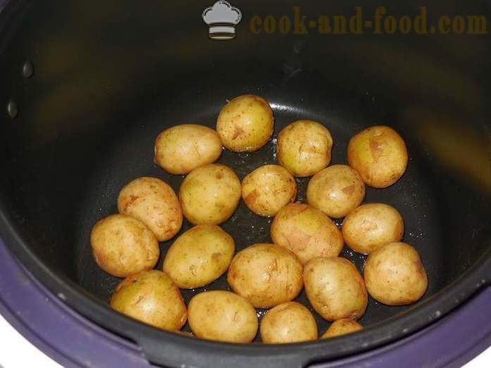 Young kartulid multivarka hapukoore, tilli ja küüslaugu - samm-sammult retsept fotod maitsev süüa värske kartul