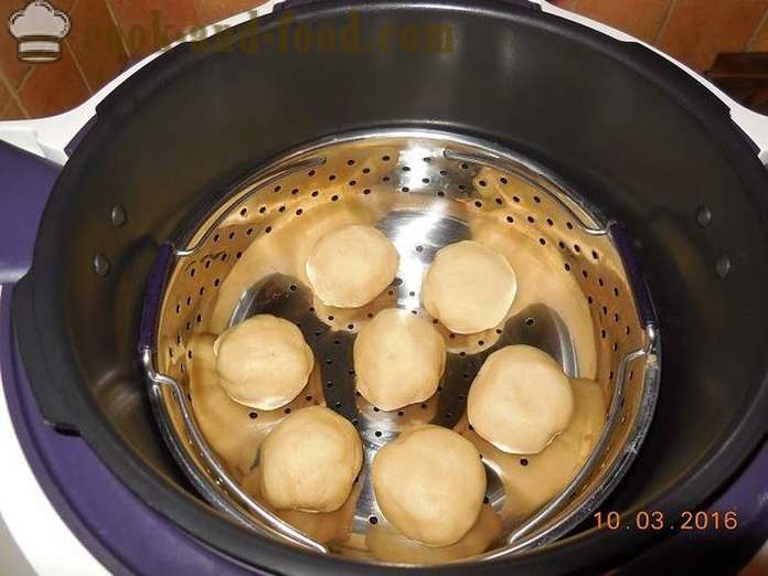 Honey koogid sidruni jäätumine - kuidas küpsetada mesi koogid multivarka retsepti koos fotodega.