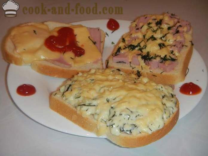 Lihtne retseptid kuuma võileibu juustu ja vorsti kiirustades