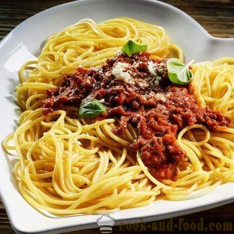 Kolm kastmega retsept spagetid